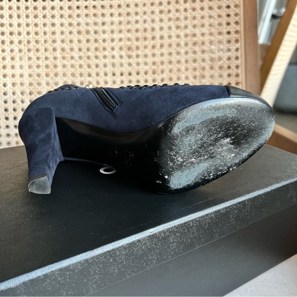 CHANEL Mark Suede Ankle Boots | G30104 | Navy & Black | Size 37 - Picture 6 of 10